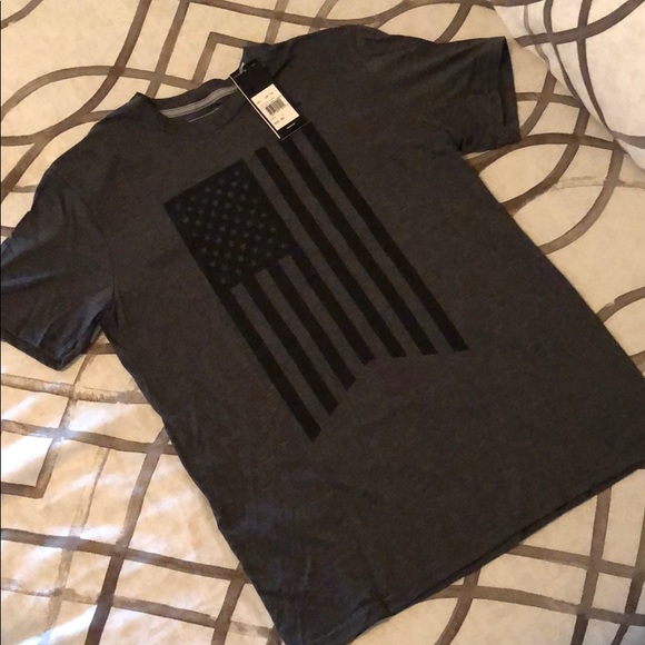 Adidas tee shirt size M - Picture 2 of 5